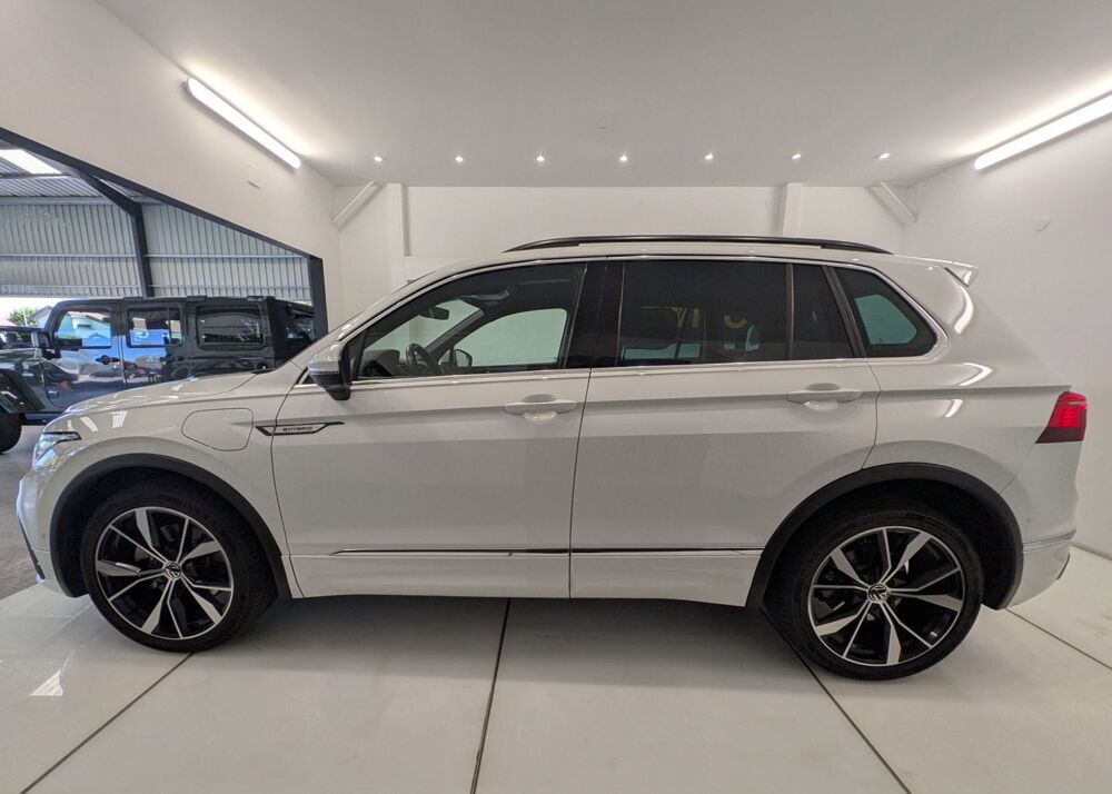 Tiguan 1.4 E-HYBRID 245ch HYBRID R-LINE DSG 2023 occasion 90160 Bessoncourt
