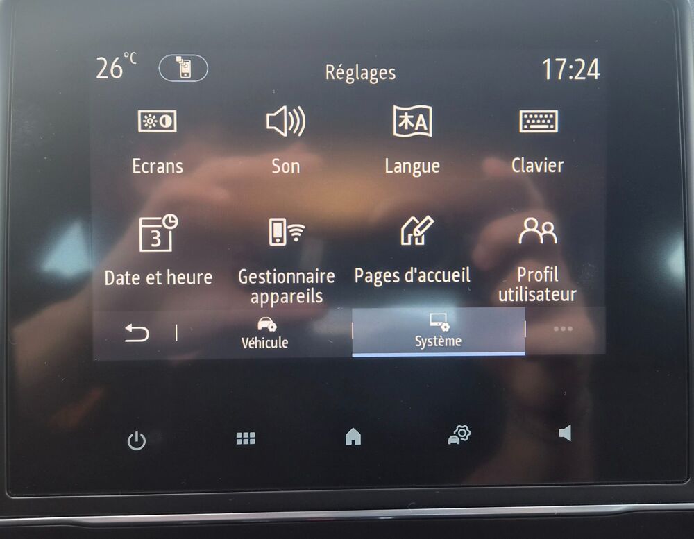 Clio 1.6 E-TECH 140 CH 90 HYBRID FULL-HYBRID LIMITED BVA + CAMERA 2022 occasion 97410 Saint-Pierre