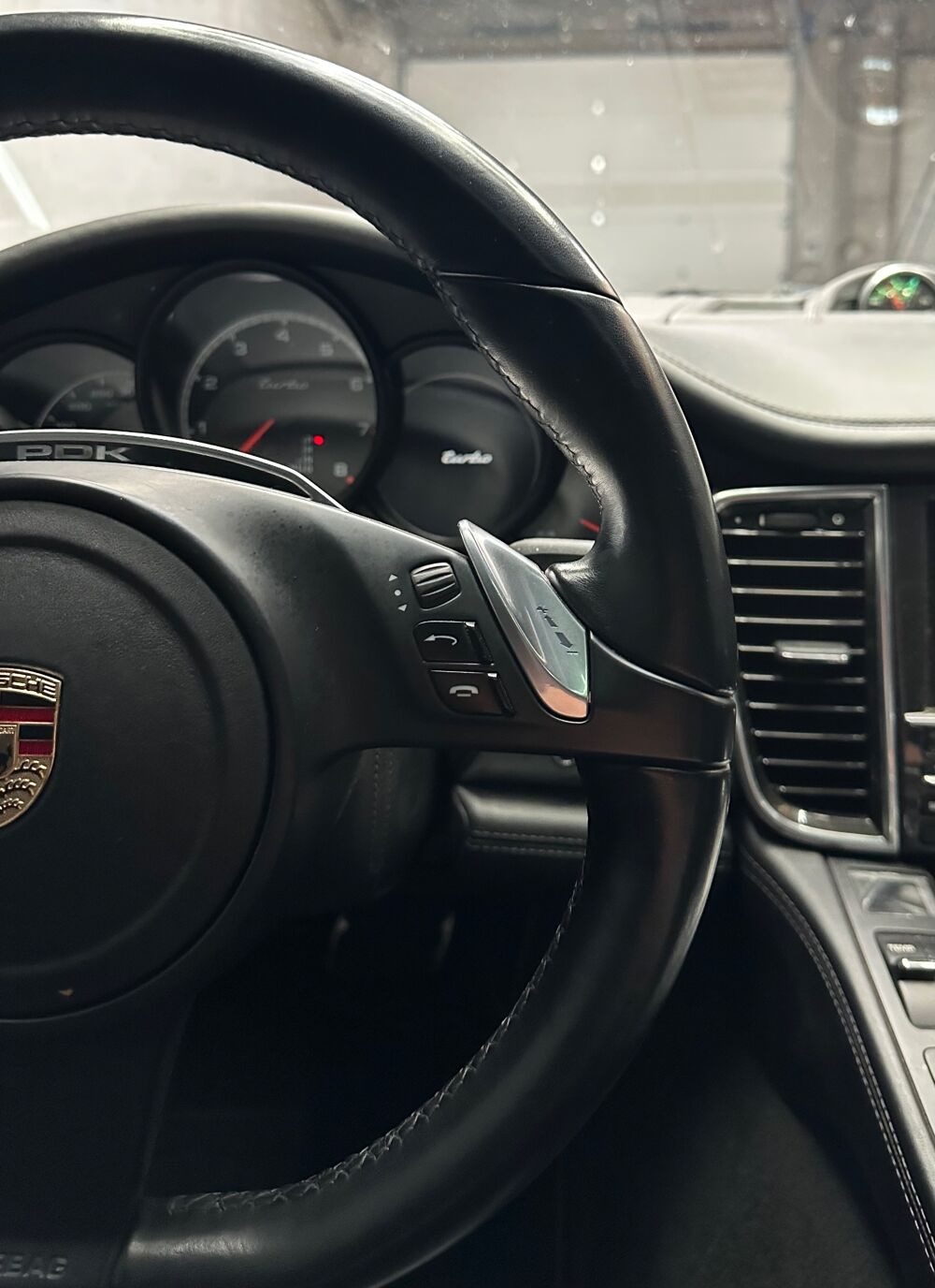 Panamera 4.8 TURBO 540 PDK BVA MOTEUR ECHANGE STANDART SPECIALISTE PO 2011 occasion 55430 Belleville-sur-Meuse