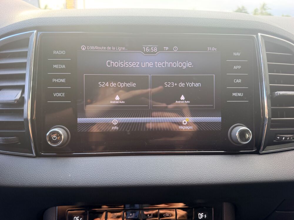 Karoq 1.0 TSI 110 Ch AMBITION + CAMERA DE RECUL + CARPLAY 2023 occasion 97410 Saint-Pierre