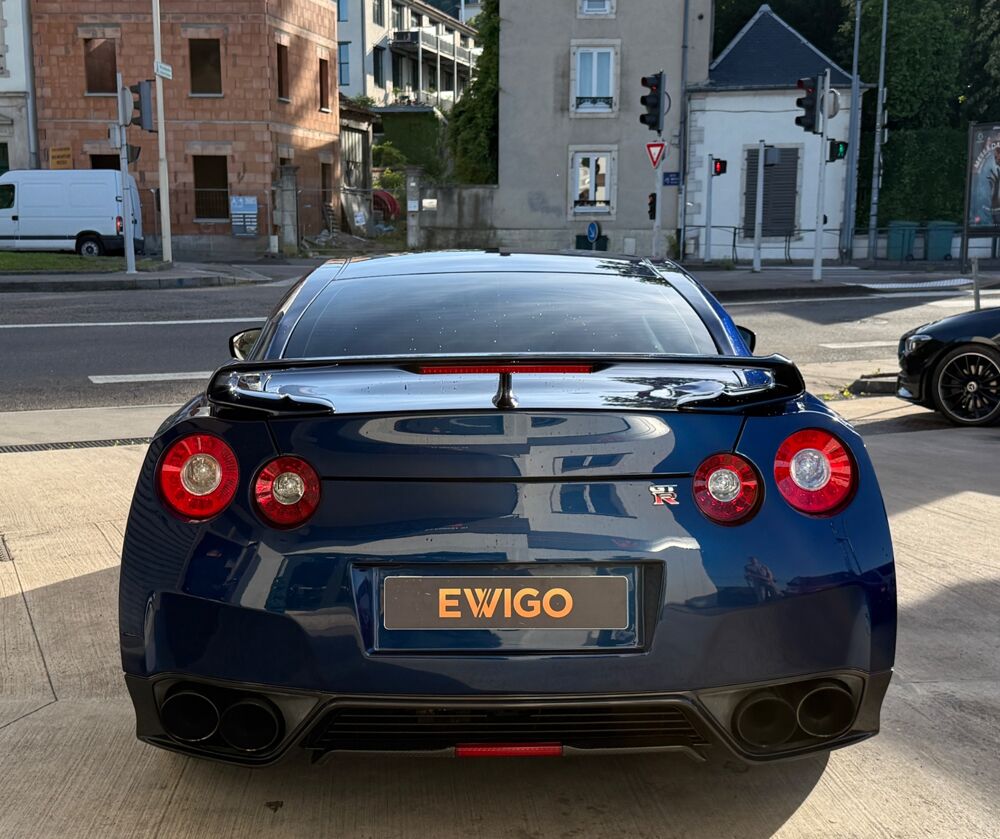 GT-R (2) 3.8 V6 530 BLACK EDITION + ORIGINE FR + SUIVI COMPLET + 2011 occasion 54000 Nancy