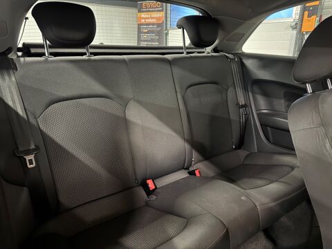 A1 1.2 TFSI 90Ch - AMBIENTE - DISTRIBUTION CHAINE NEUVE - TURBO 2011 occasion 79000 Niort