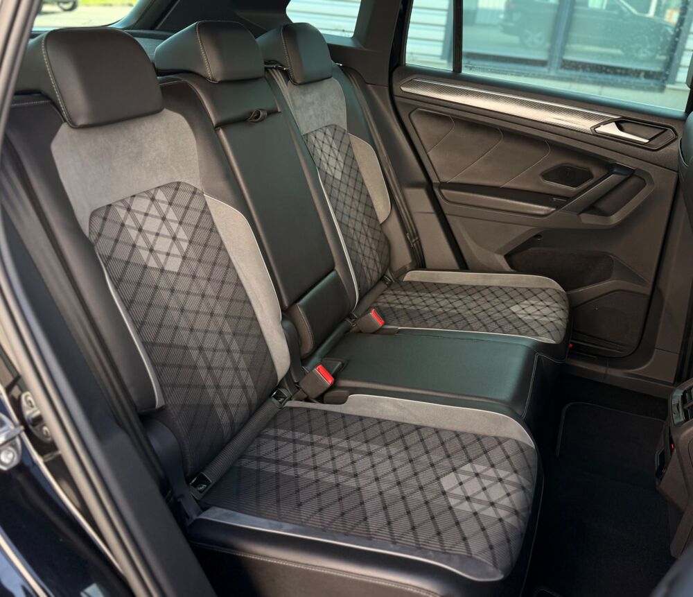 Tiguan 2.0 TDI 150ch BLACK R-LINE 4MOTION DSG BVA GARANTIE CONSTRUC 2020 occasion 25300 Pontarlier