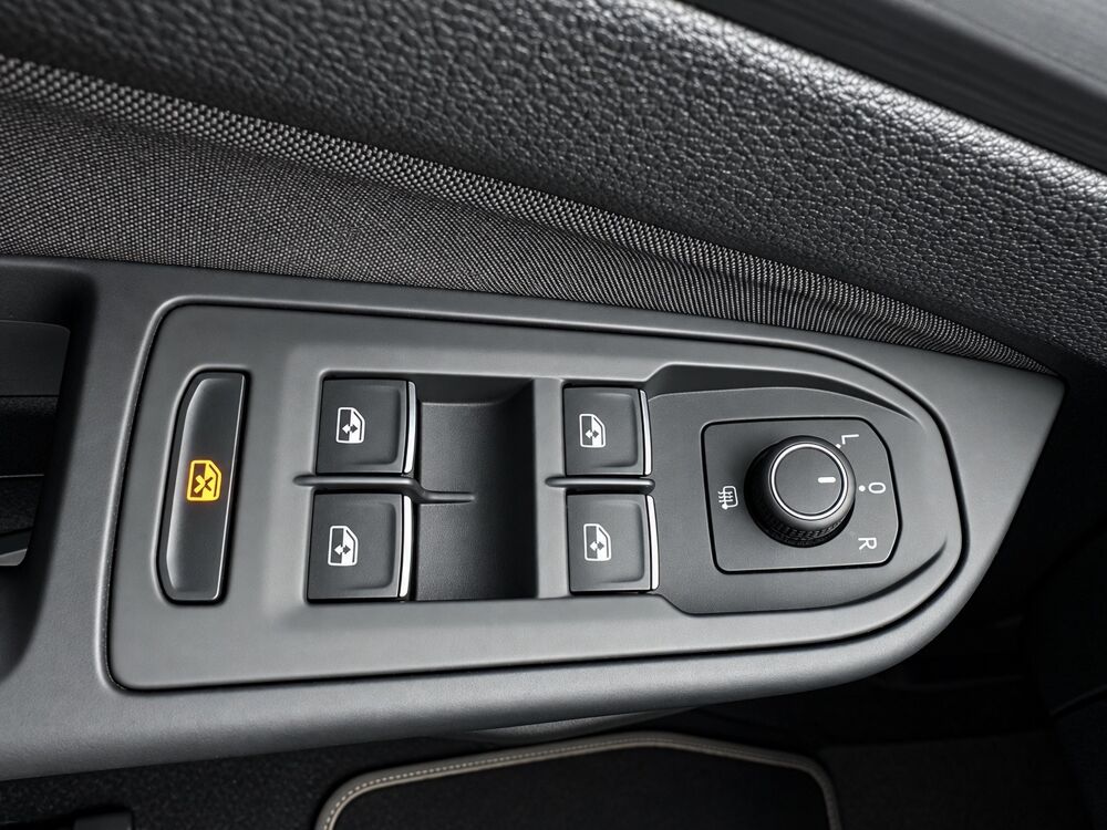 Golf 8 1ST EDITION 1.5 E-TSI 150Ch MHEV DSG7 - CARPLAY - SIEGES E 2020 occasion 26000 Valence