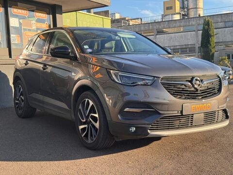Grandland x 1.2 130Ch - ULTIMATE BVA8 - CARPLAY - SI&Egrave;GES CHAUFFANTS - EN 2019 occasion 26000 Valence
