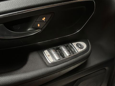 Classe V 2.2 220 CDI 163 CH BVM / 8 PLACES / BLUETOOTH / CAMERA AR / 2015 occasion 29000 Quimper