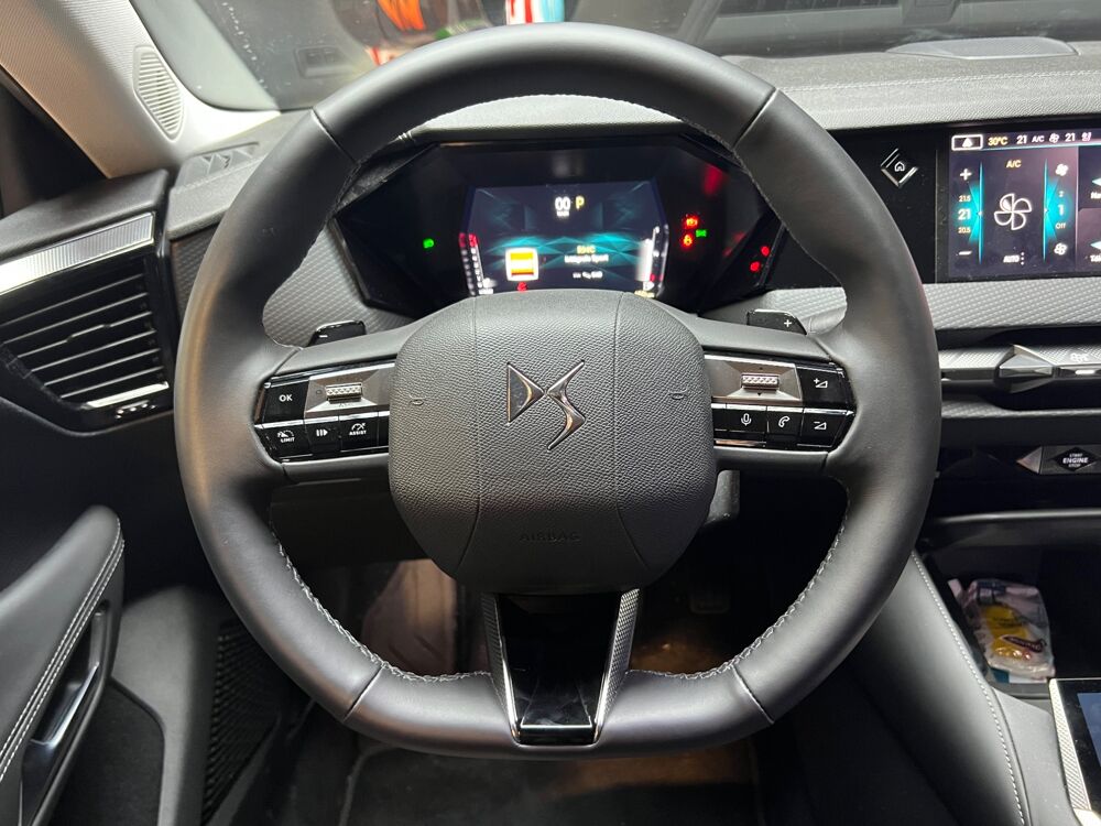 DS4 RIVOLI 1.2L 130ch EAT8 | FULL OPTIONS | CAM&Eacute;RA 360&deg; | SI&Egrave;GES 2023 occasion 33320 Eysines