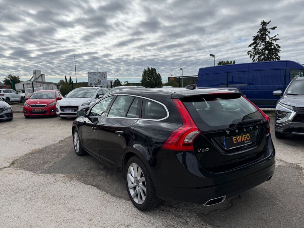 V60 2.0 D4 180Ch XENIUM GEARTRONIC BVA START-STOP - CAM&Eacute;RA DE RE 2014 occasion 27000 &Eacute;vreux