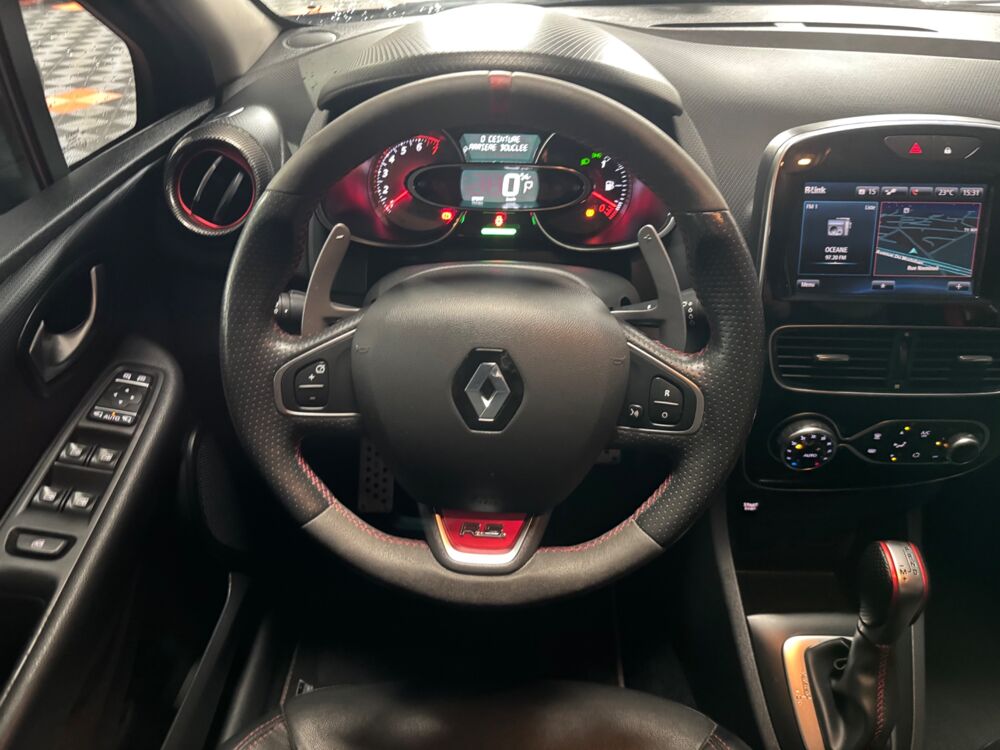 Clio RS 18 TROPHY 1.6 220 CH EDC (1107/1725) / AKRAPOVIC / CAMERA 2018 occasion 29000 Quimper