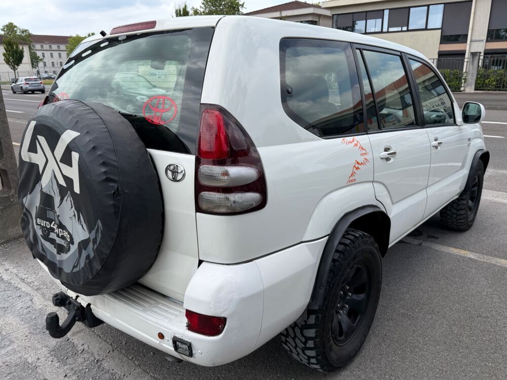 Land Cruiser LWB 3.0 D4D 175 CH CRUISER GX 4X4 ATTELAGE 2008 occasion 40000 Mont-de-Marsan