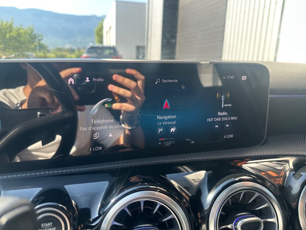 Classe A 2L 200D 150ch AMG LINE / CAMERA DE RECUL / PEINTURE GRIS MAT 2019 occasion 38420 Le Versoud