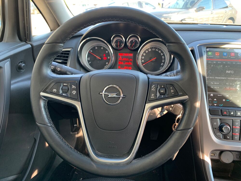Astra SPORTS-TOURER 1.6 CDTI 110cv ECOFLEX EDITION S&S / CAM RECUL 2015 occasion 69420 Ampuis
