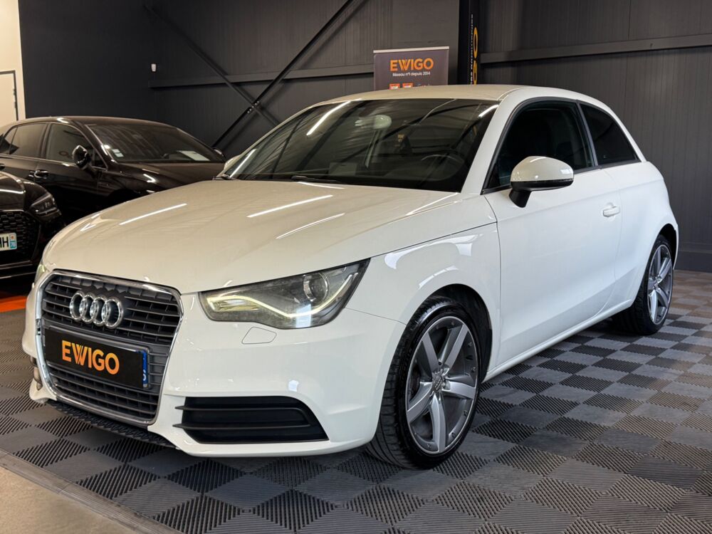 A1 1.2 TFSI 90Ch- AMBITION 2012 occasion 79000 Niort