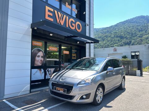 Peugeot 5008 1.2L 130ch ALLURE / COURROIE NEUVE / TOIT PANORAMIQUE / 1ERE 2016 occasion Le Versoud 38420