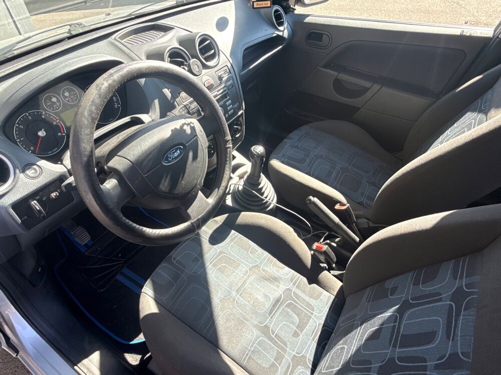 Fiesta 1.4 TDCI 70ch FUN - DISTRIBUTION FAITE 2008 occasion 26000 Valence