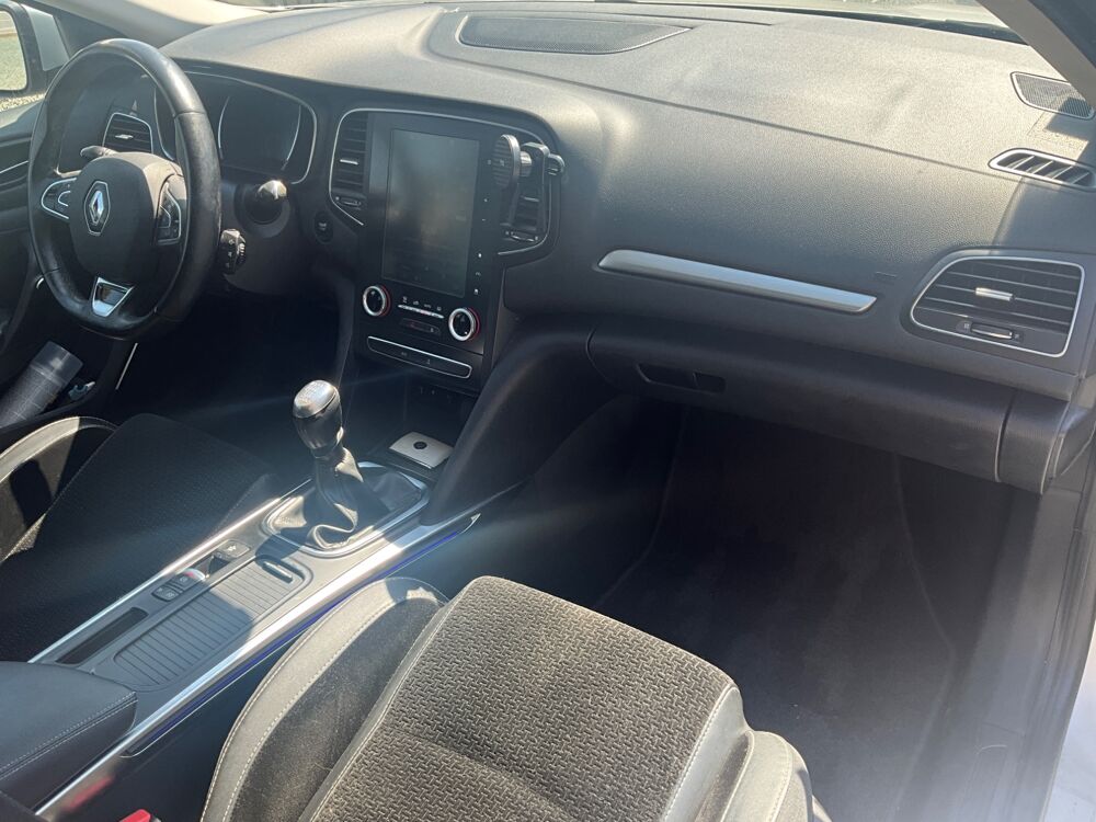 M&eacute;gane IV 1.6 dCi INTENS 130cv ENTRETIEN RENAULT 2016-2020 / EMBRAY 2016 occasion 17000 La Rochelle