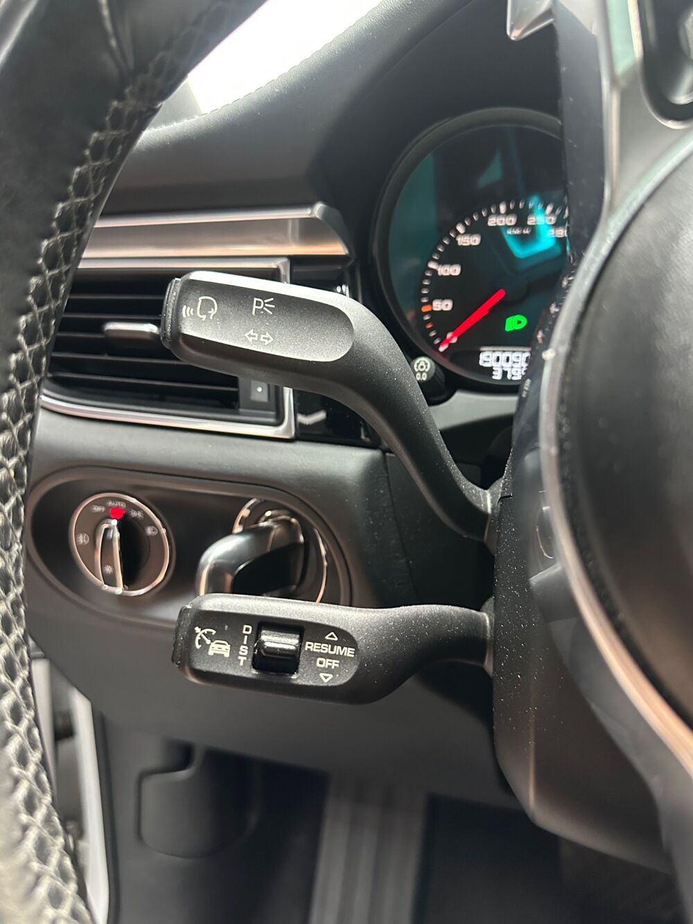 Macan 3.0 DIESEL 260 S BVA / ENTRETIEN PORSCHE / FULL OPTIONS 2014 occasion 55430 Belleville-sur-Meuse