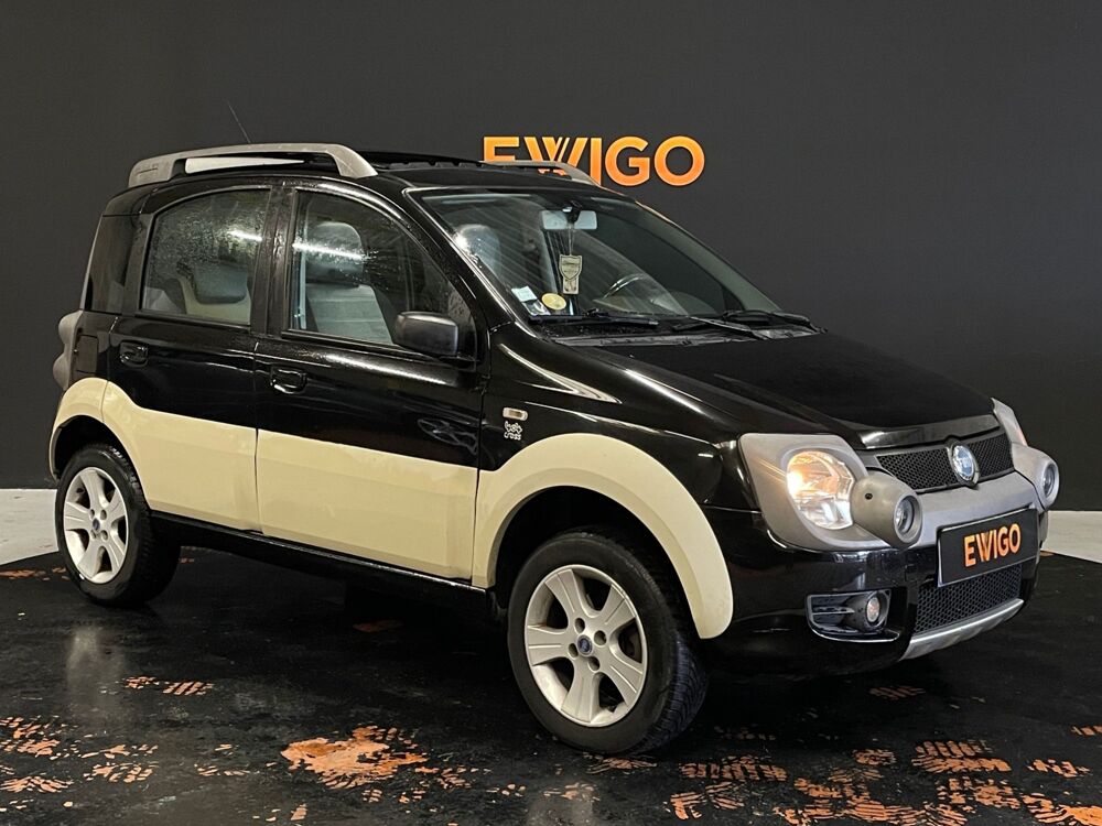 Panda FIAT PANDA 4X4 1.3 MULTIJET 16v 70ch CLIMBING - TOIT OUVRANT 2006 occasion 69400 Arnas