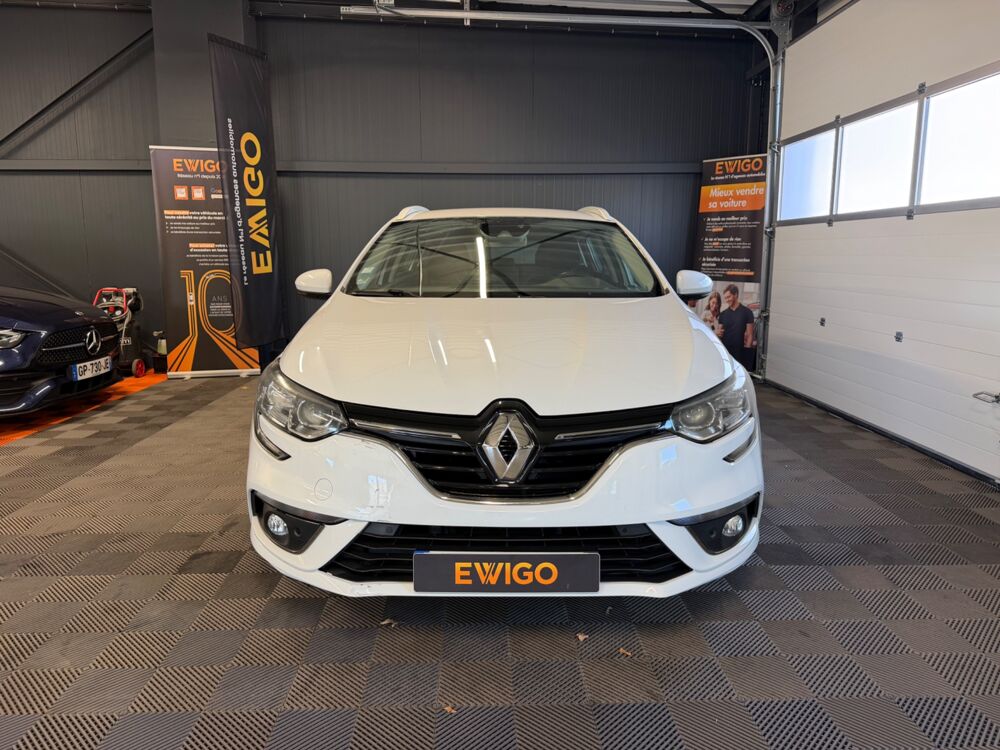 M&eacute;gane ESTATE 1.5 DCI 110 Ch BUSINESS 2018 occasion 79000 Niort
