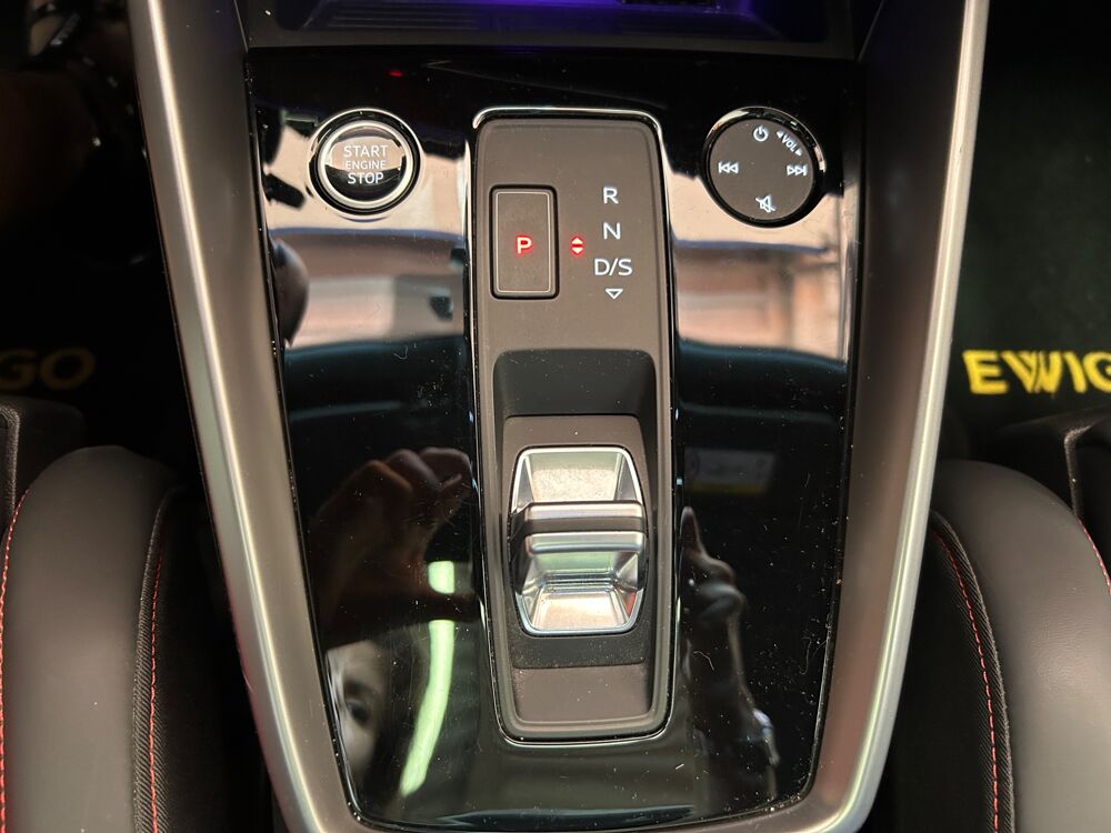 A3 SPORTBACK 2.0 40 TDI 200 DESIGN LUXE QUATTRO S-TRONIC BVA 2023 occasion 83600 Fr&eacute;jus