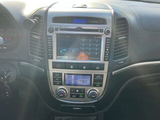Santa Fe 2.2 CRDI 195 Ch PREMIUM 4WD / SIEGES CHAUFFANTS ELECTRIQUES 2012 occasion 17000 La Rochelle