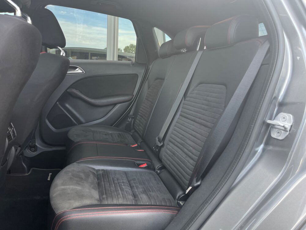 Classe B 1.5 180 CDi 110 BUSINESS 7G-DCT 2017 occasion 33210 Maz&egrave;res