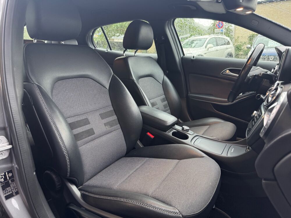 Classe GLA 2.2L 200 CDI 136ch INSPIRATION - CAMERA DE RECUL 2015 occasion 38420 Le Versoud