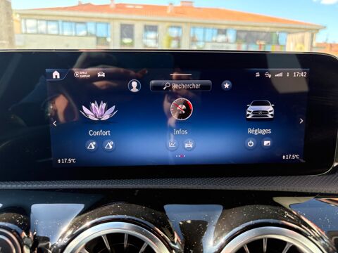 Classe A 1.3 180 135 CH HYBRID MHEV PREMIUM AMG LINE BVA / SUIVI MERC 2023 occasion 40000 Mont-de-Marsan