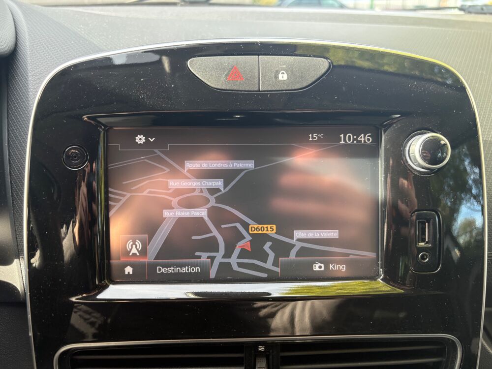 Clio 1.2 75ch LIMITED - FAIBLE KILOM&Eacute;TRAGE - RADAR DE RECUL - GPS 2017 occasion 76150 Saint-Jean-du-Cardonnay