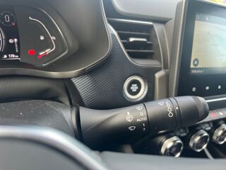 Arkana 1.6 E-TECH 145H 95 FULL-HYBRID HYBRID 1.2KWH BUSINESS BVA 2023 occasion 38590 Saint-&Eacute;tienne-de-Saint-Geoirs