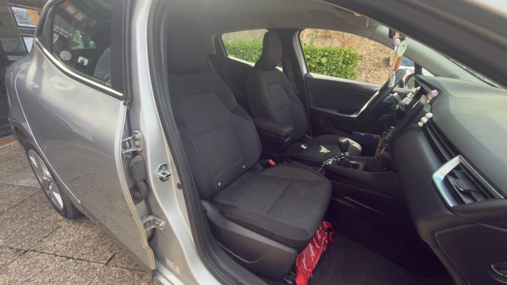 Clio 1.5 BLUEDCI 85 BUSINESS 2020 occasion 69150 D&eacute;cines-Charpieu