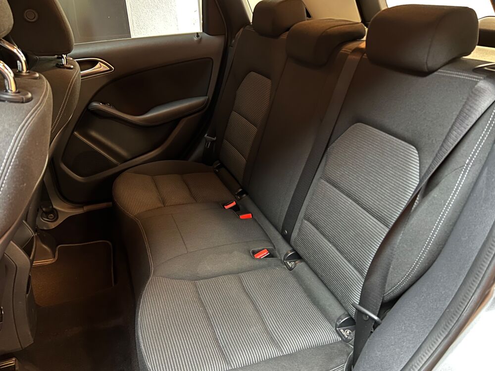 Classe B 1.5 180 CDI 110 INTUITION 7G-DCT BVA / CAM&Eacute;RA DE RECUL / GPS 2017 occasion 33320 Eysines