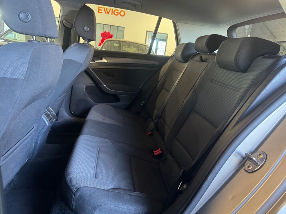 Golf 1.6 TDI 115 Ch - BLUEMOTION BUSINESS CONFORT LINE DSG BVA 2018 occasion 79000 Niort