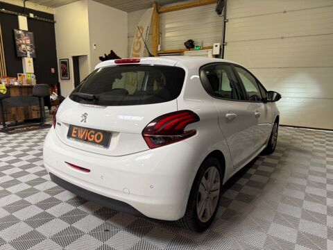 208 GENERATION-I 1.2 VTI 80CH SIGNATURE 1ERE MAIN/ DISTRIBUTION 2019 occasion 78125 Gazeran