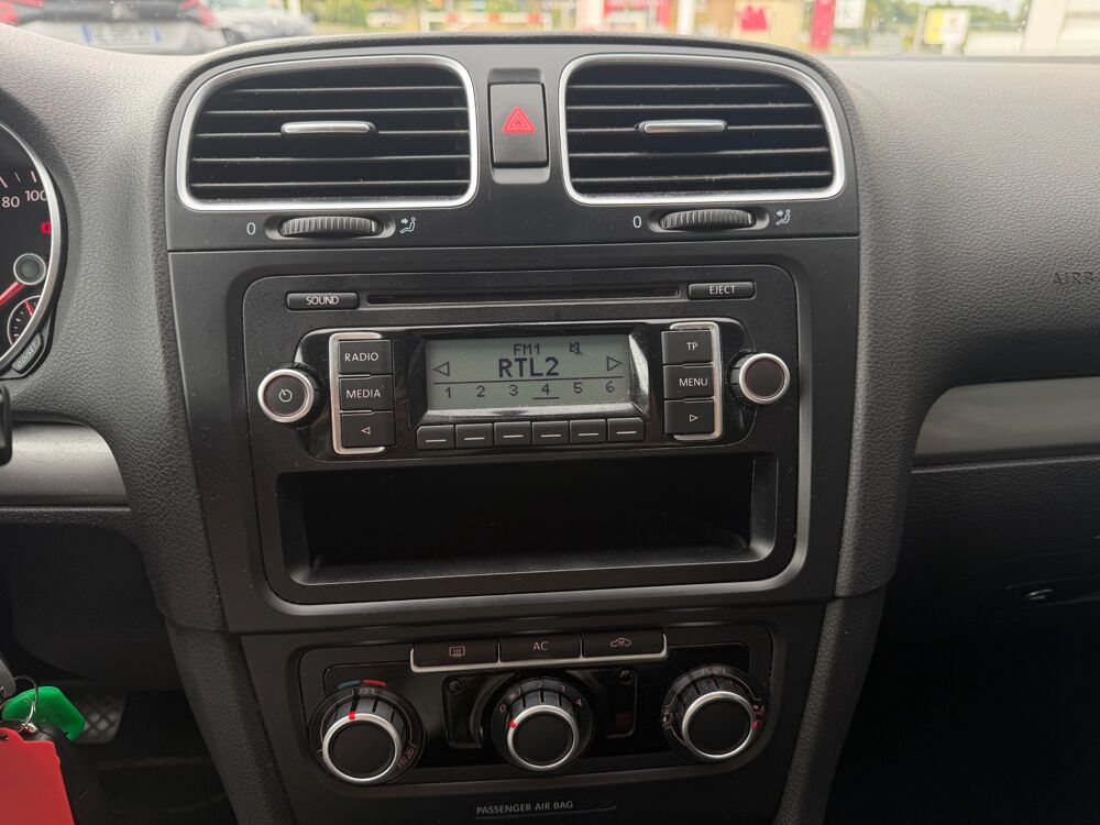 Golf 1.6 TDI 105ch TREND LINE 2010 occasion 17100 Saintes