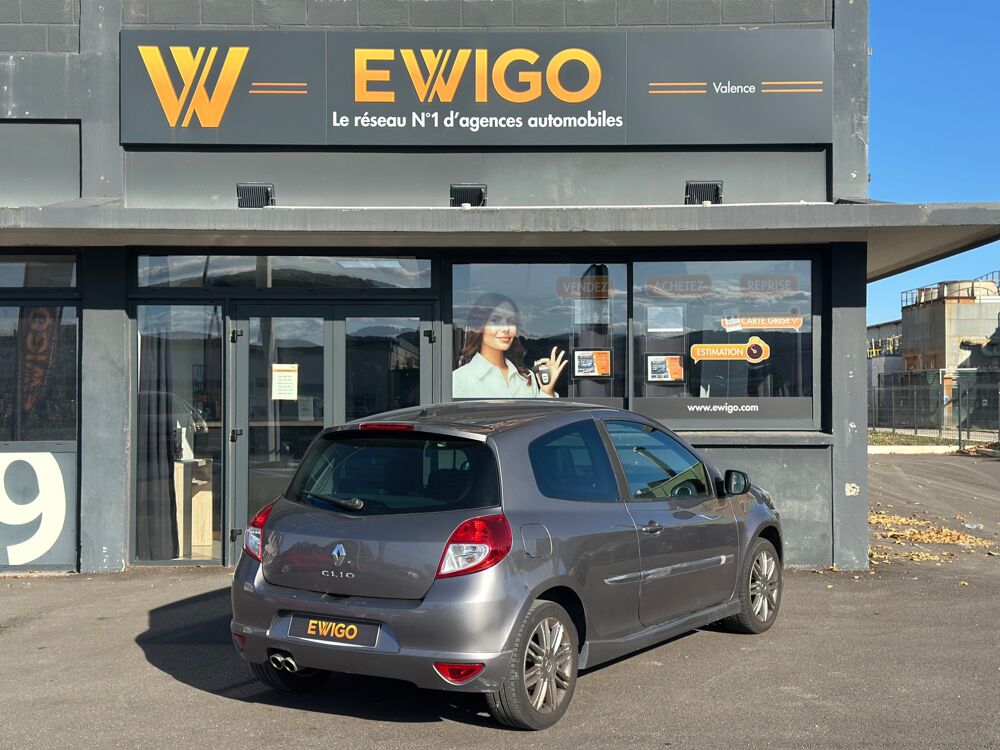 Clio 1.6 128 GT REVISION ET COURROIE OK 2010 occasion 26000 Valence