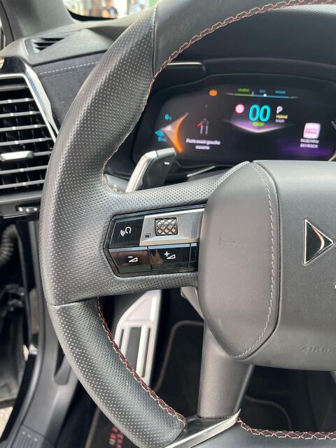 DS3 1.6 360Ch HYBRID PERFORMANCE LINE+ 4X4 EAT / 1&Egrave;RE MAIN / CAR 2023 occasion 74600 Seynod