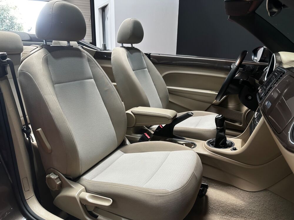 COCCINELLE II 1.2 TSI 105 CV / REGULATEUR / BLUETOOTH / 2014 occasion 29000 Quimper