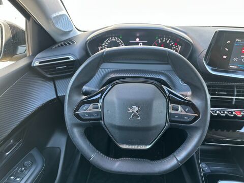208 1.2 PURETECH 100CH / aLLURE / SUIVI PEUGEOT - CAMERA - CARPL 2022 occasion 44220 Cou&euml;ron