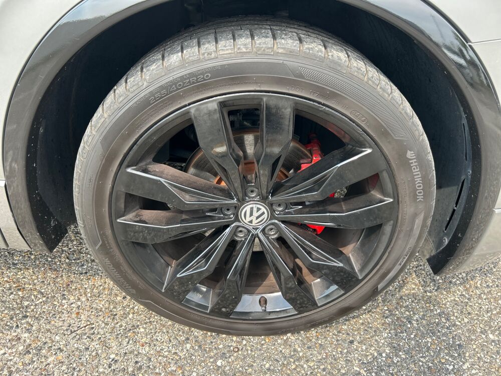 Tiguan 2.0 TDI 150CH BLACK R-LINE DSG BVA / ATTELAGE TOIT OUVRANT 2018 occasion 47000 Agen