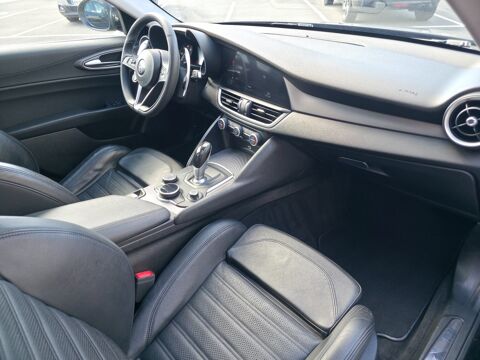 Giulia 2.2 JTDM 210ch VELOCE Q4 BVA8 2017 occasion 17100 Saintes