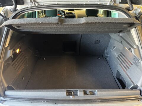 3008 GENERATION-I 1.6 HDI 116 Ch - DISTRIBUTION OK 2013 occasion 79000 Niort