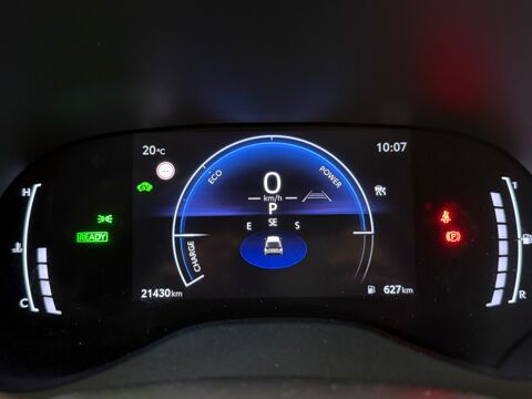 Yaris 1.5 VVTI 114 Ch 90 HYBRID FULL-HYBRID 0.8KWH DESIGN - CVT -G 2025 occasion 79000 Niort