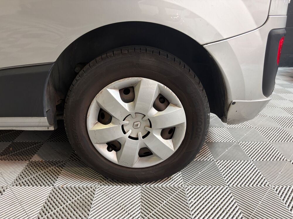 Grand Modus COMBI 1.5 DCI 90ch- TPMR /ENERGY LIFE- CARNET D'ENTRETIEN CO 2014 occasion 78125 Gazeran