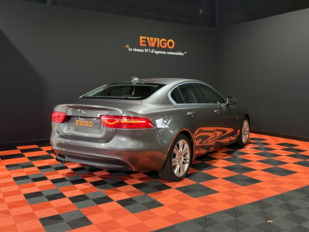 XE 2.0 D 180 PRESTIGE BVA / CAM&Eacute;RA DE RECUL 2018 occasion 29000 Quimper