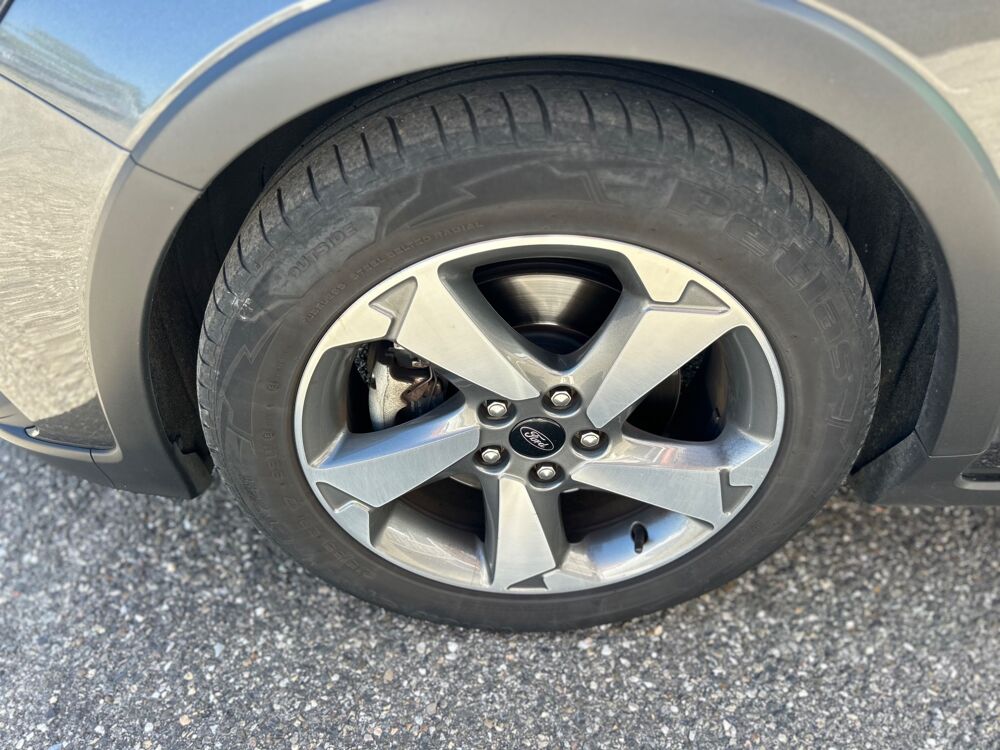 Focus 1.0 ECOBOOST 125CH ACTIVE / ATTELAGE / ENTRETIEN CONSTRUCTEU 2019 occasion 47000 Agen