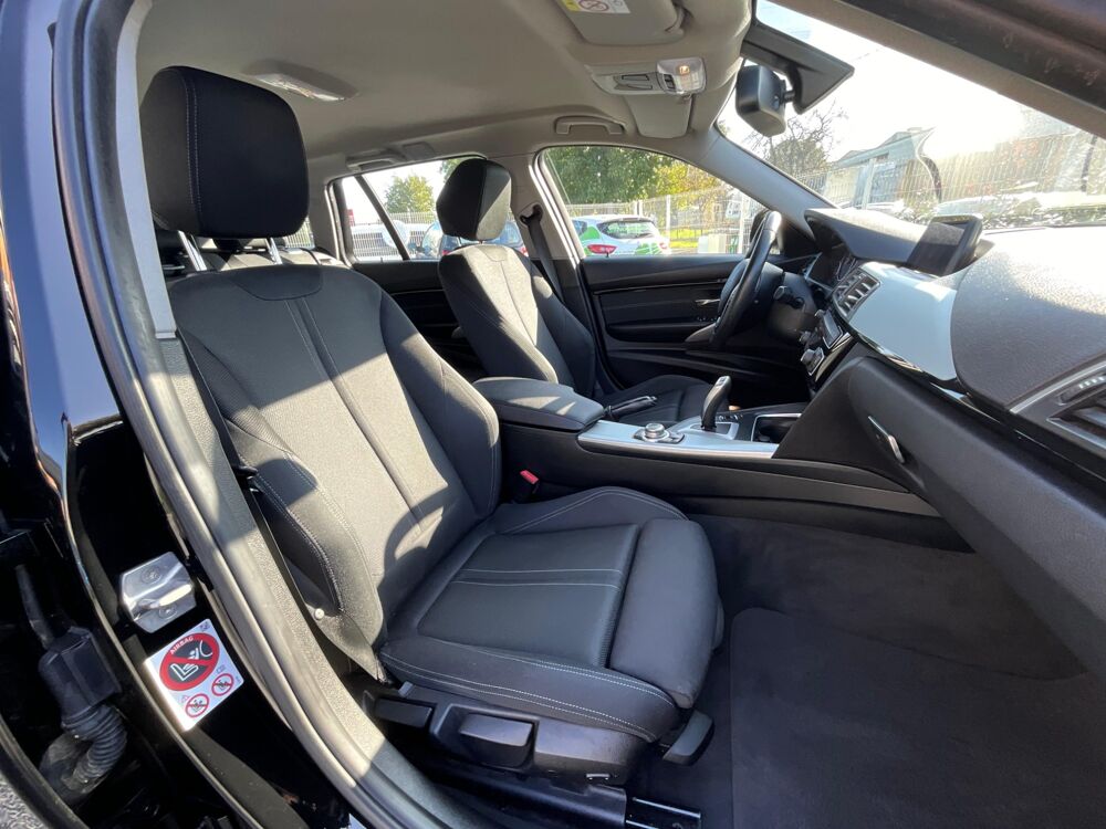 S&eacute;rie 3 TOURING 2.0 318 D 150 CH BVA FINITION SPORT / ENTRETIEN COMP 2017 occasion 17000 La Rochelle