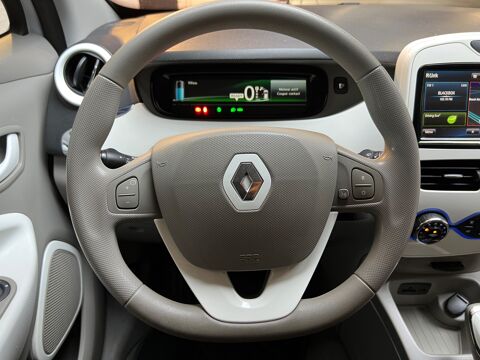 Zo&eacute; R240 ZE 90 22KWH LOCATION BATTERIE CHARGE-NORMALE BVA / SOH 2015 occasion 33320 Eysines