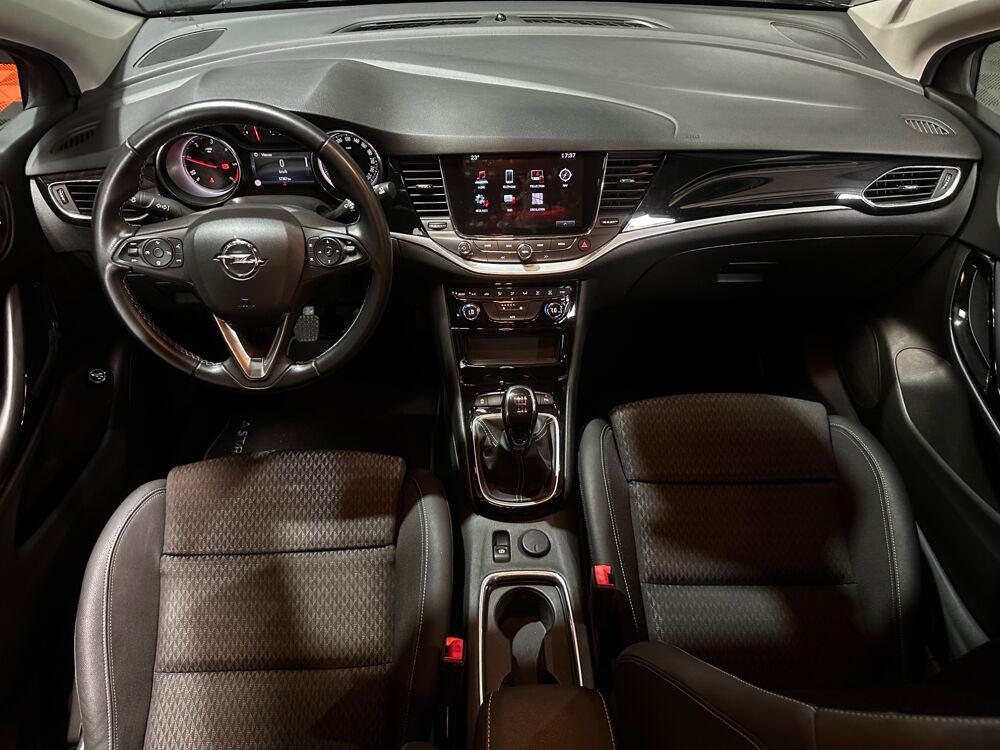 Astra SPORTS-TOURER 1.6 CDTI 110 CH INNOVATION / CARPLAY / RADARS 2019 occasion 29000 Quimper