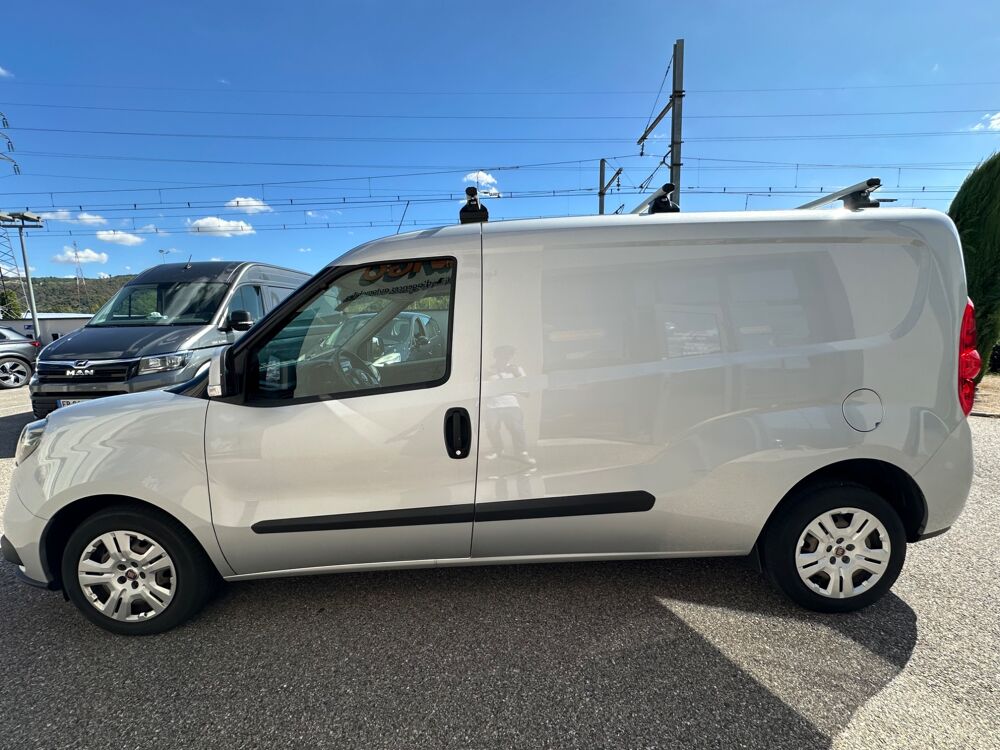 Doblo FOURGON CARGO MAXI 1.6 MJT 105cv PACK / 1 MAIN / CAMERA RECU 2021 occasion 69420 Ampuis